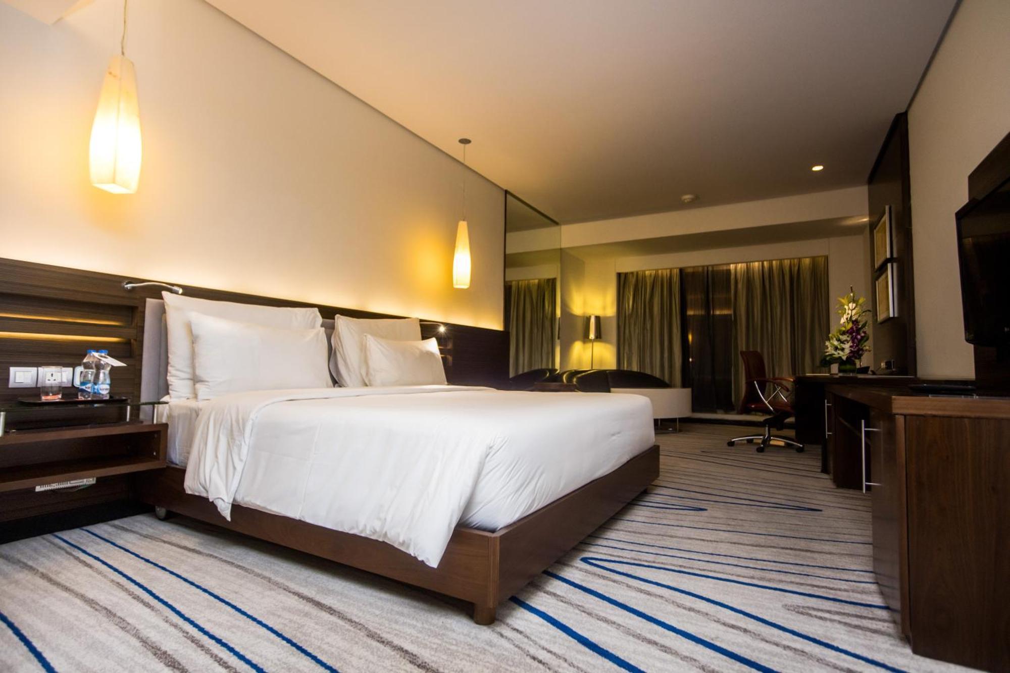 Le Meridien Coimbatore Exteriör bild