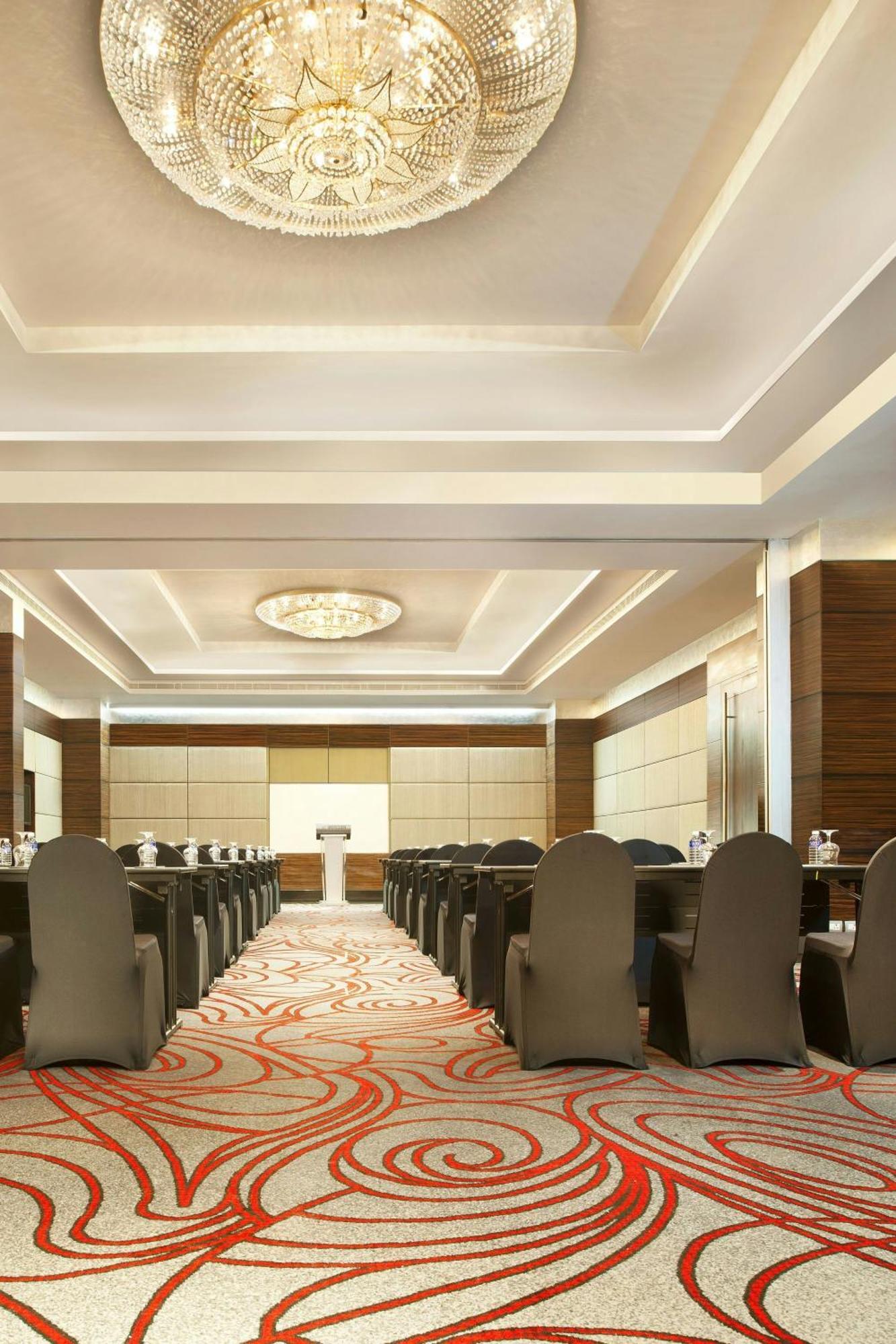 Le Meridien Coimbatore Exteriör bild
