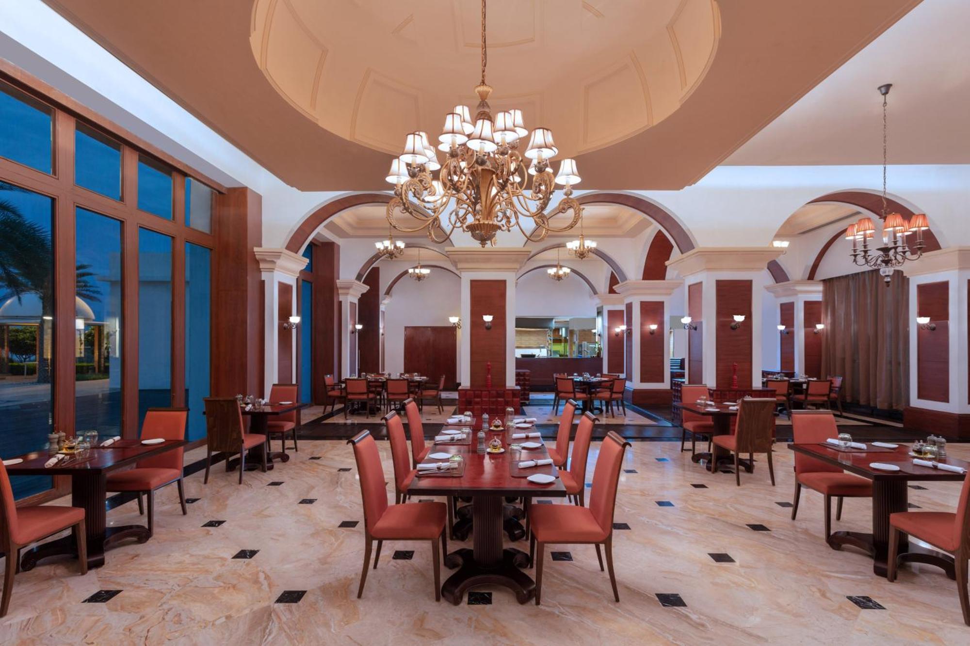 Le Meridien Coimbatore Exteriör bild