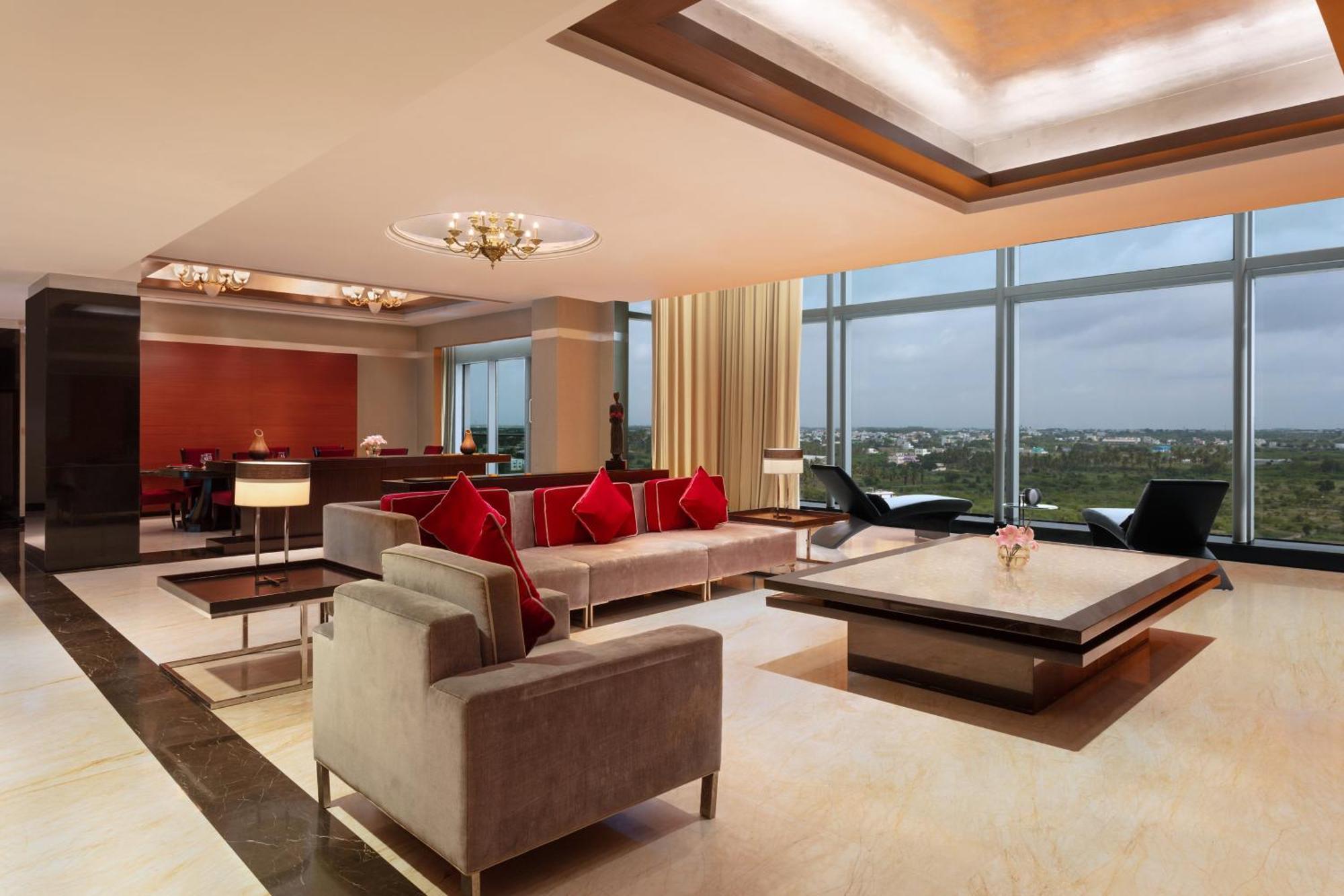Le Meridien Coimbatore Exteriör bild