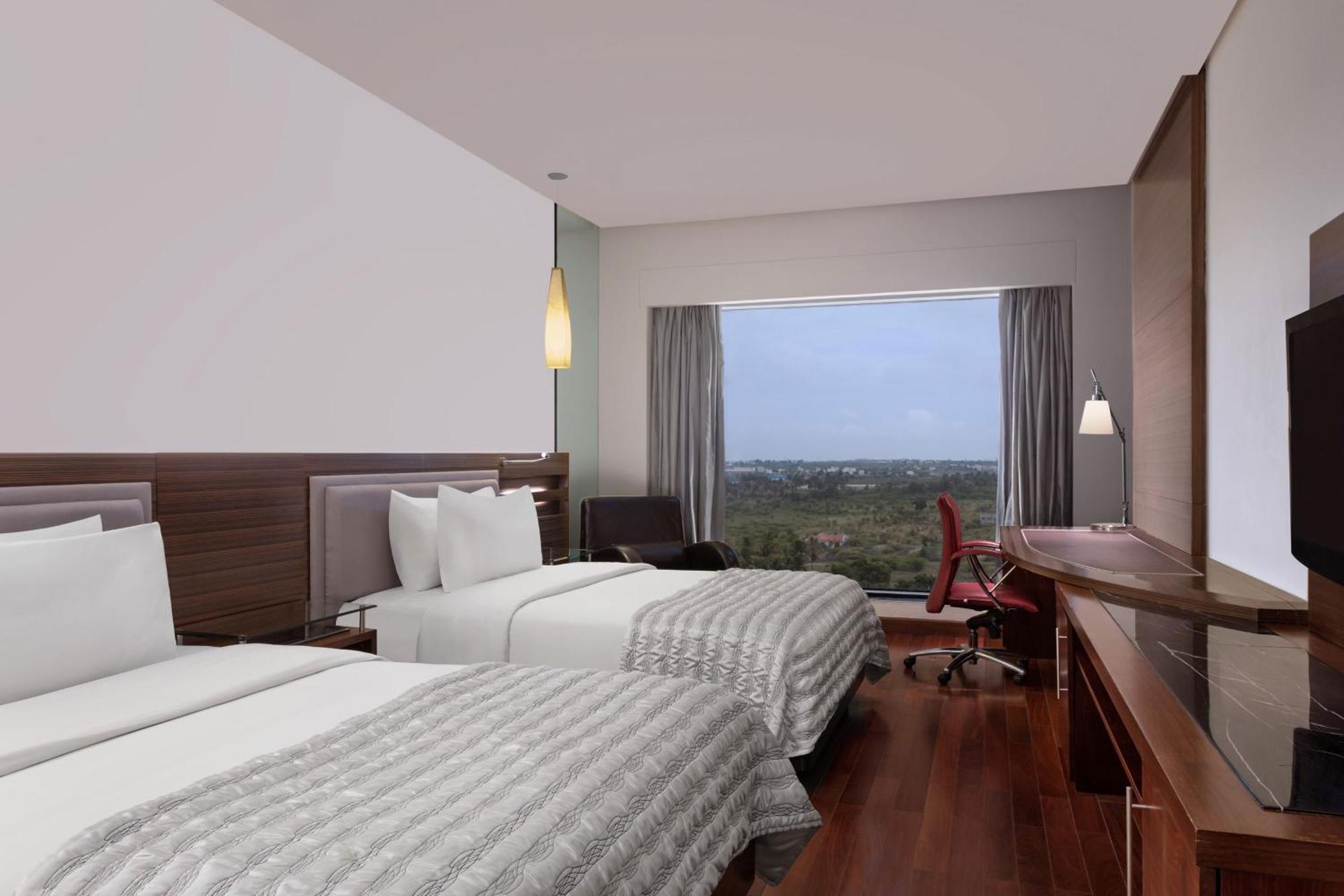 Le Meridien Coimbatore Exteriör bild